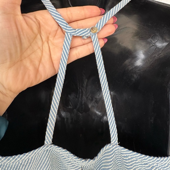 Girl Krazy women’s white and blue straips halter top 100 % cotton sz M preloved - Picture 9 of 9